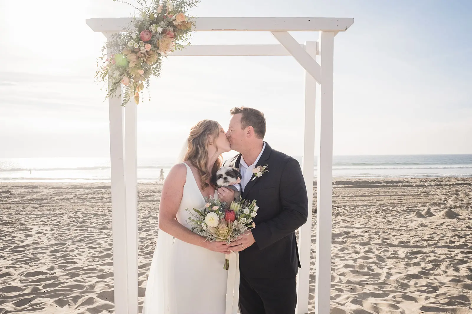Tower Beach Club Wedding // Tyler + Molly 8 Tower Beach Club Wedding // Tyler + Molly -